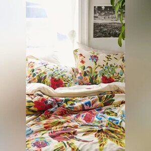 Urban Outfitters Romantic Floral Scarf Duvet Cover Twin XL Designer Plum &amp; B